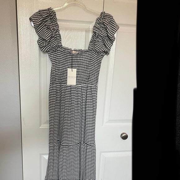 Smocked striped midi dress by promesa from vici - Picture 6 of 9